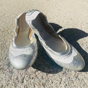 Tod’s women’s Ballet Flats white and silver oxfords